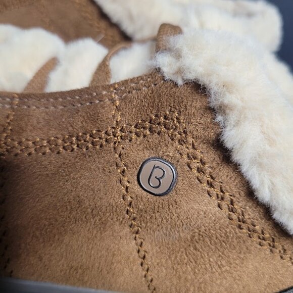 BZees Golden Faux Fur Trim Washable Slip-on Booties ODOR control Womens Sz 8.5 - Picture 7 of 10